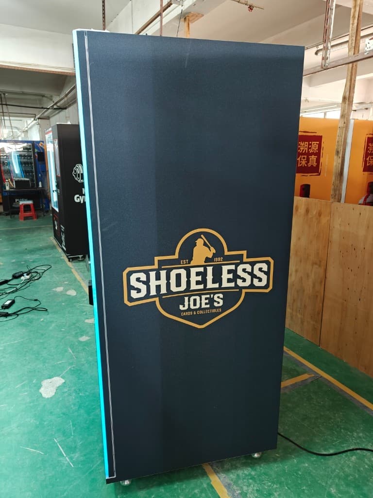 Shoeless Joe's Cards & Collectibles vending machine